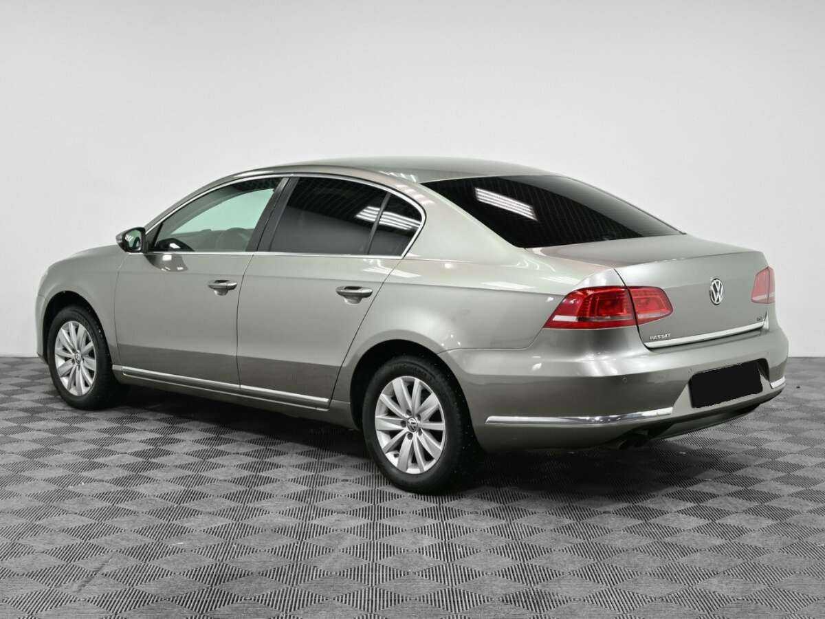 Volkswagen Passat, 2014 - Фото №3