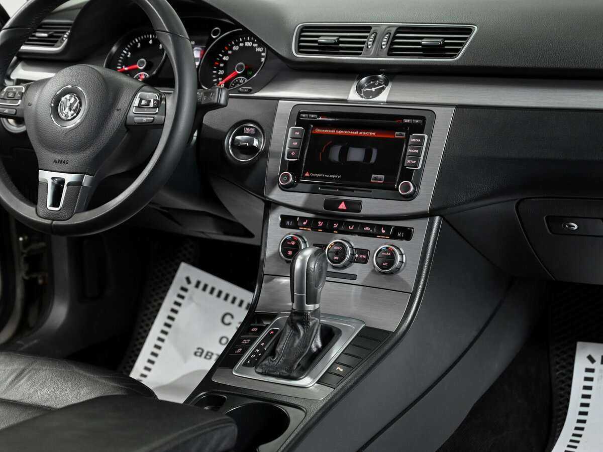 Volkswagen Passat, 2014 - Фото №8