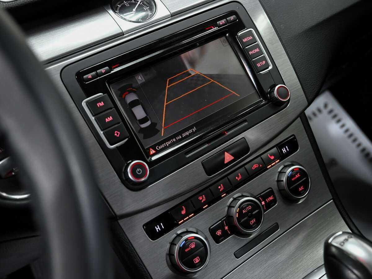 Volkswagen Passat, 2014 - Фото №10