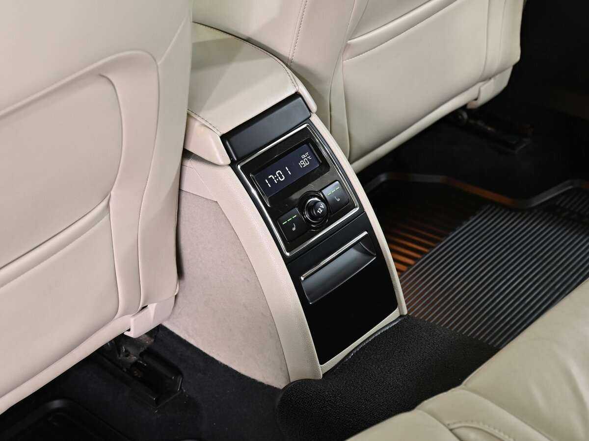 Skoda Superb DSG, 2013 - Фото №6