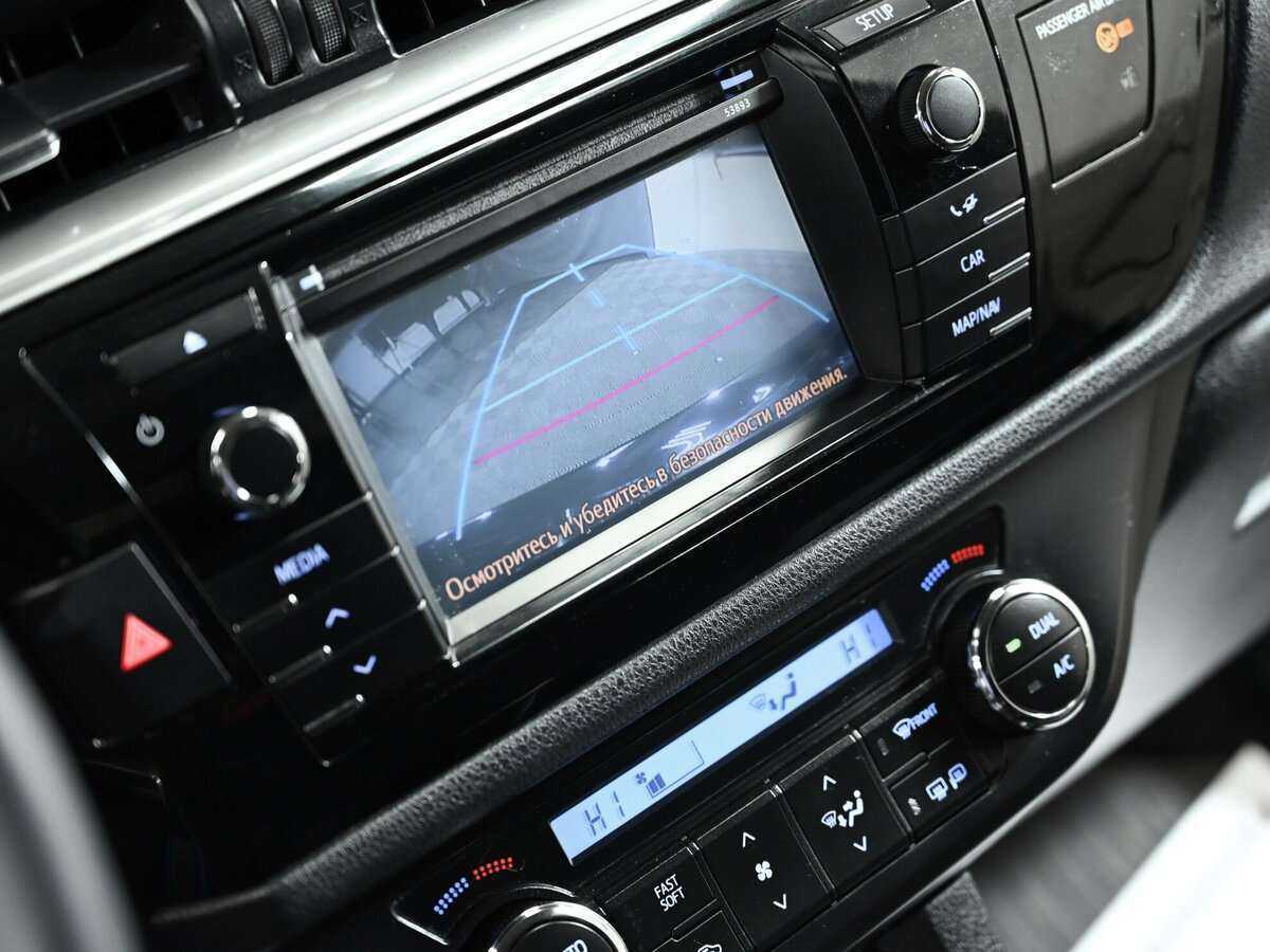 Toyota Corolla, 2015 - Фото №10