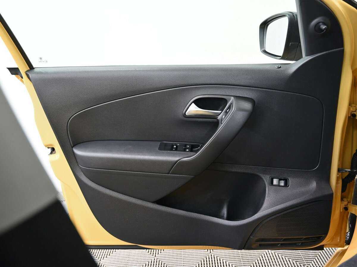 Volkswagen Polo, 2017 - Фото №6