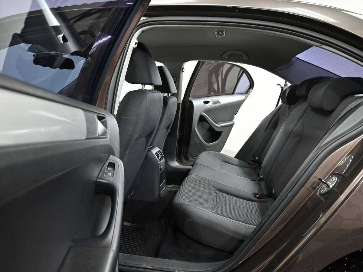 Volkswagen Jetta, 2013 - Фото №10