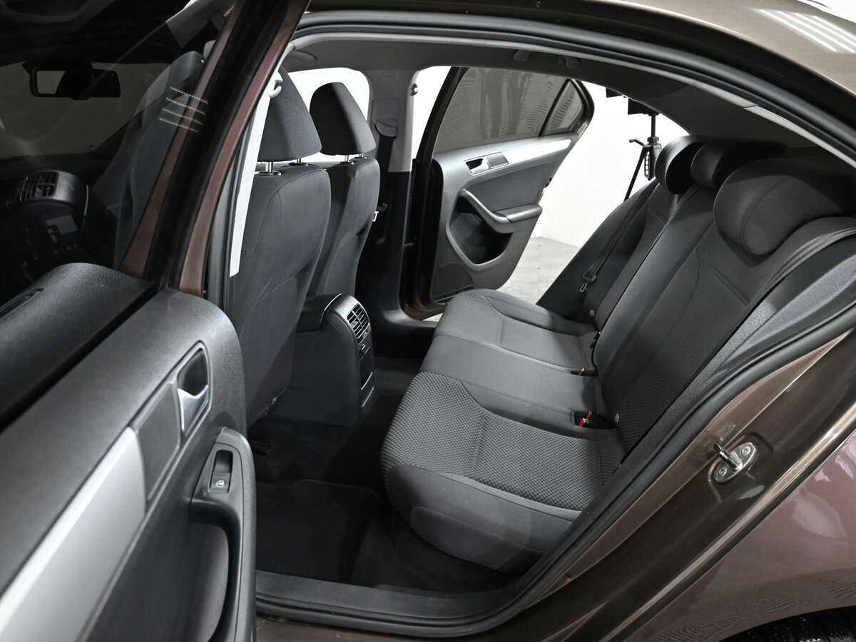 Volkswagen Jetta, 2013 - Фото №5