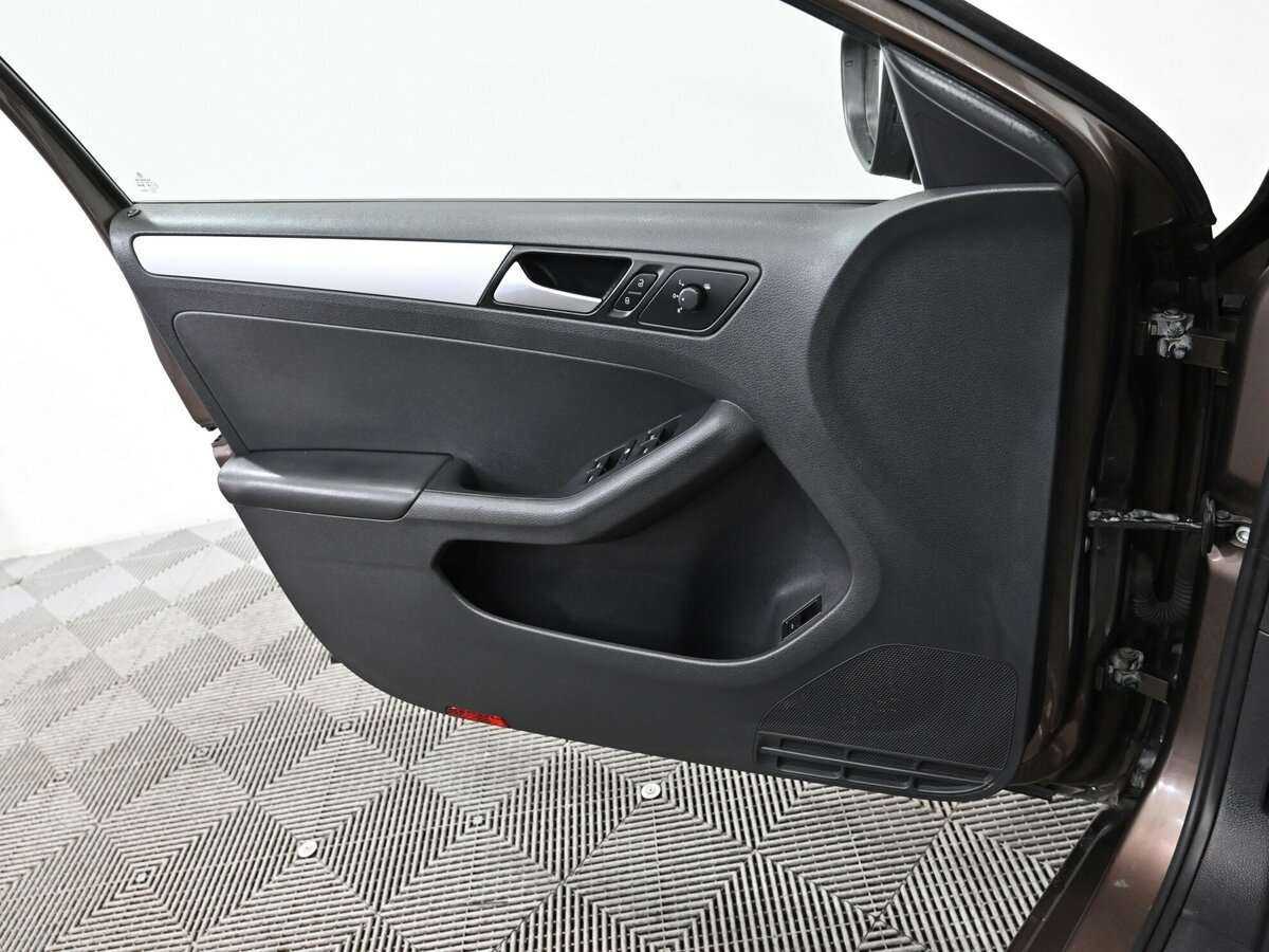 Volkswagen Jetta, 2013 - Фото №7