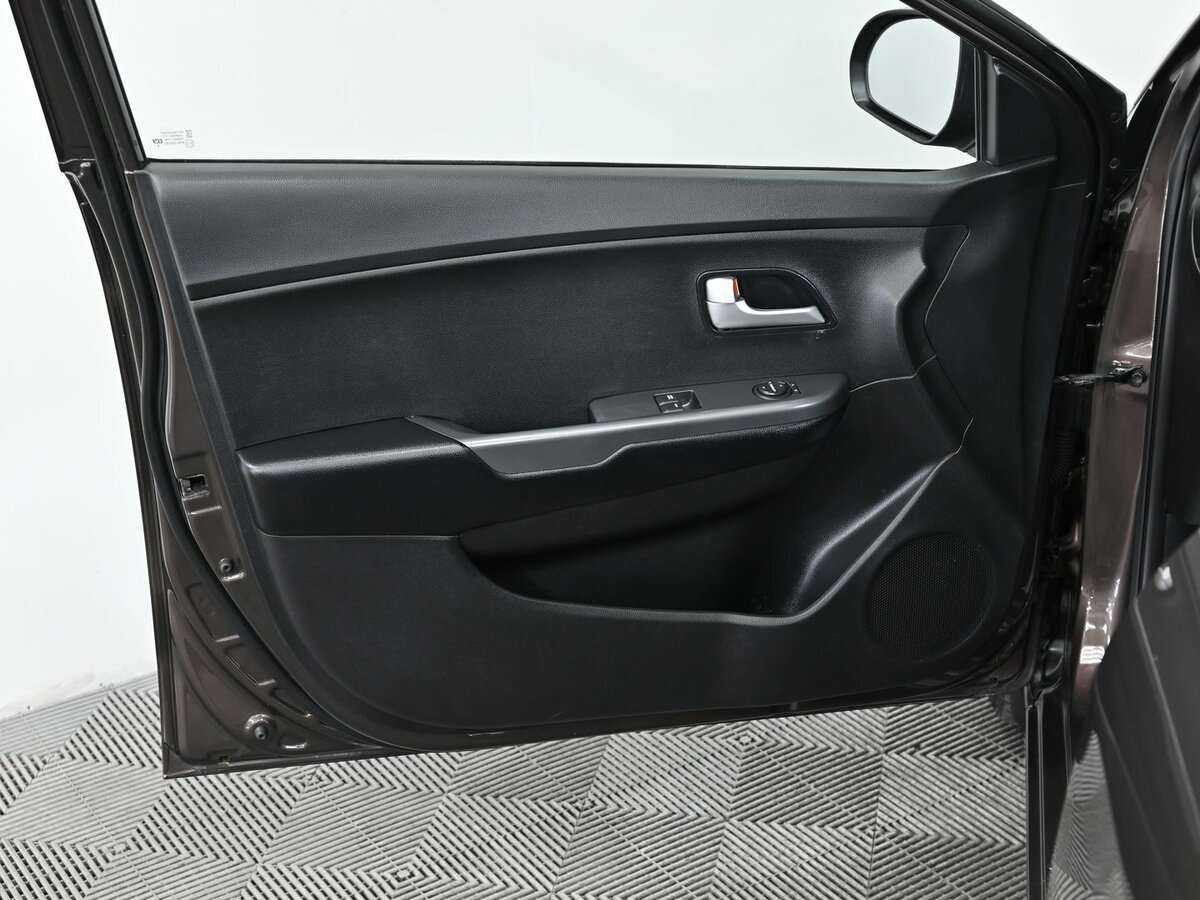 Kia Rio, 2017 - Фото №9