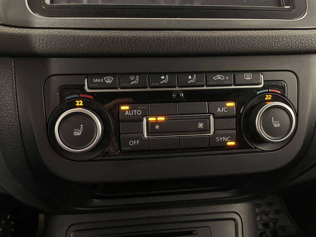 Volkswagen Tiguan, 2013 - Фото №13