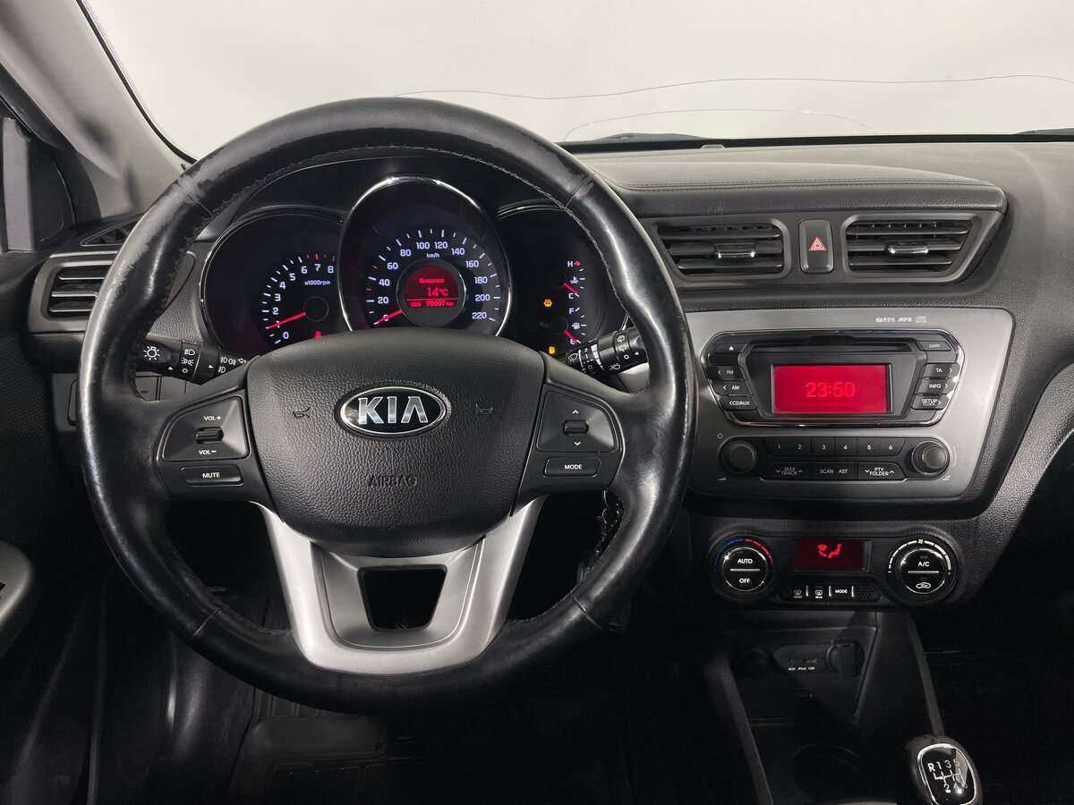 Kia Rio 6-speed, 2014 - Фото №9