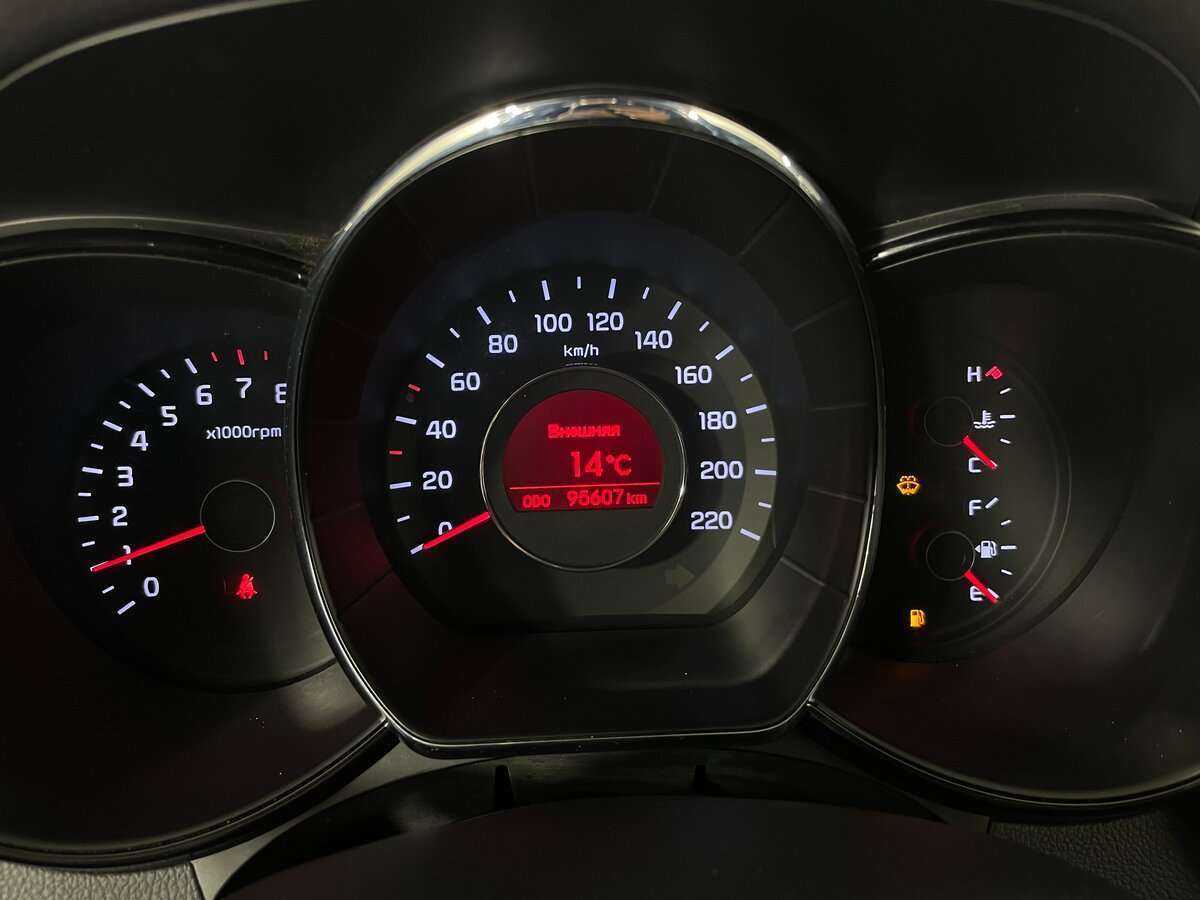 Kia Rio 6-speed, 2014 - Фото №12