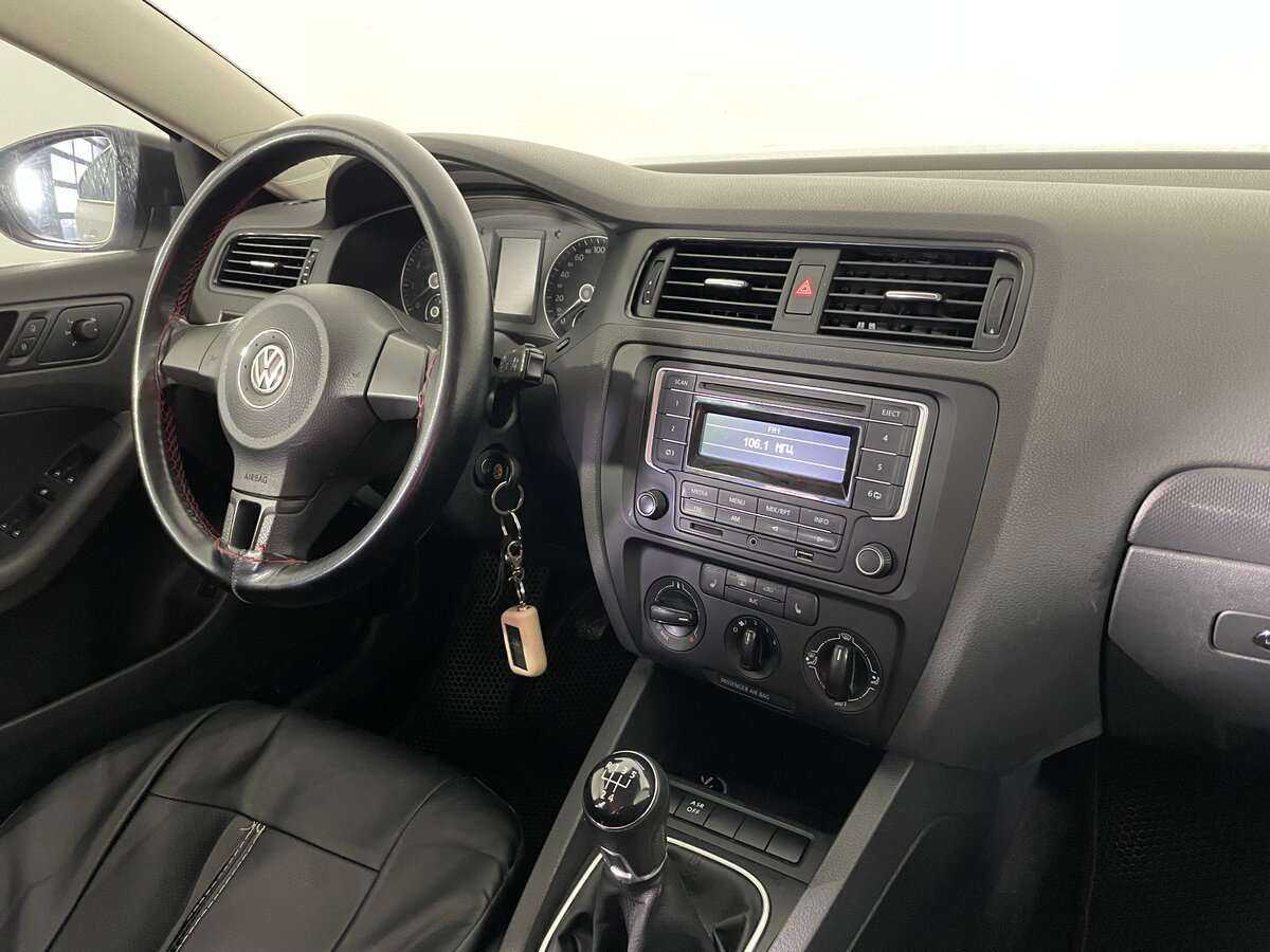 Volkswagen Jetta, 2014 - Фото №10