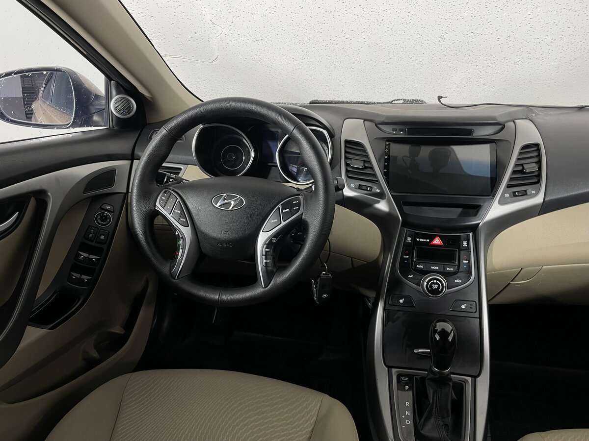 Hyundai Elantra, 2014 - Фото №6