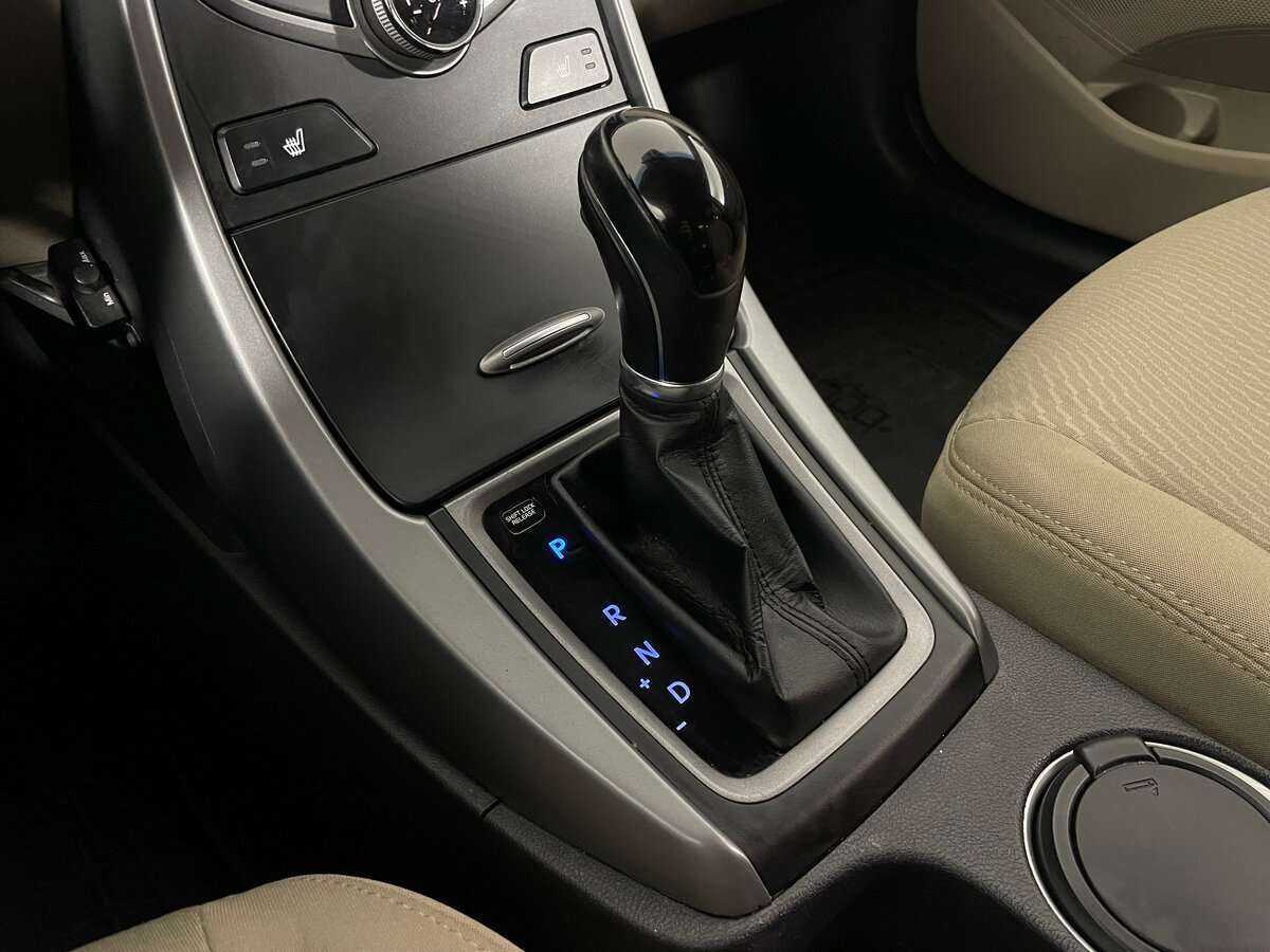 Hyundai Elantra, 2014 - Фото №11