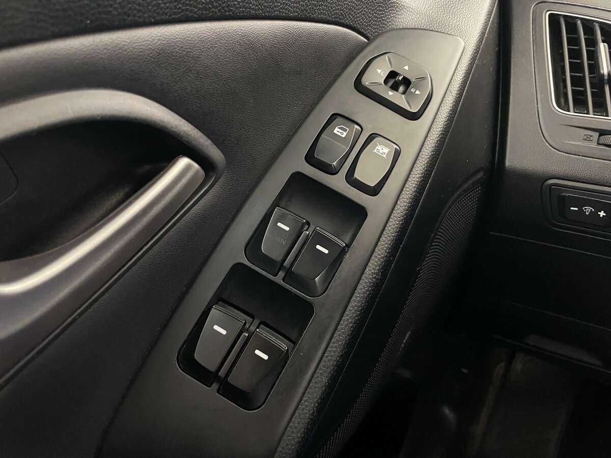 Hyundai ix35, 2013 - Фото №15