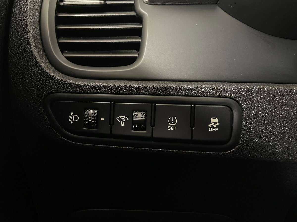 Kia Rio, 2019 - Фото №17