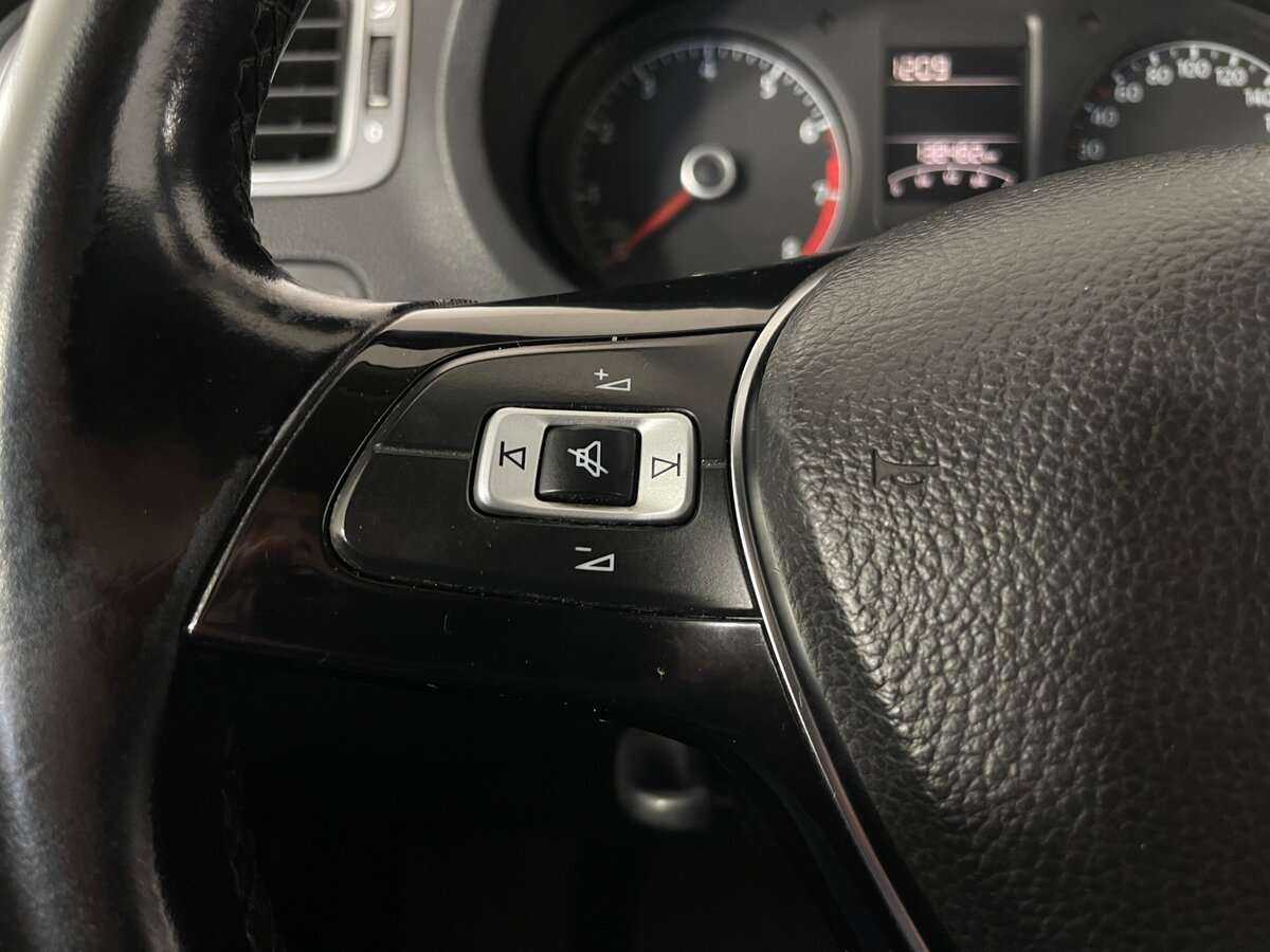 Volkswagen Polo, 2016 - Фото №11