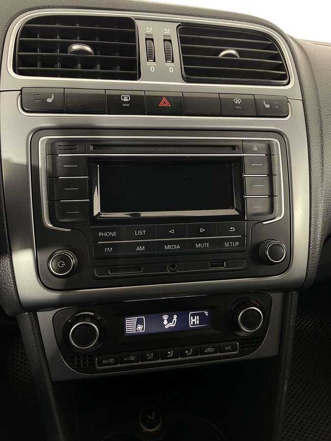 Volkswagen Polo, 2016 - Фото №14