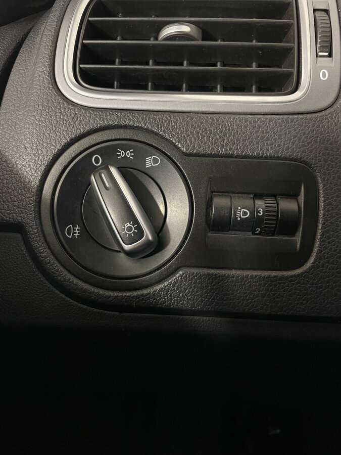 Volkswagen Polo, 2016 - Фото №16