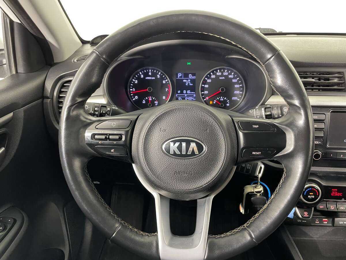 Kia Rio X-Line, 2020 - Фото №11