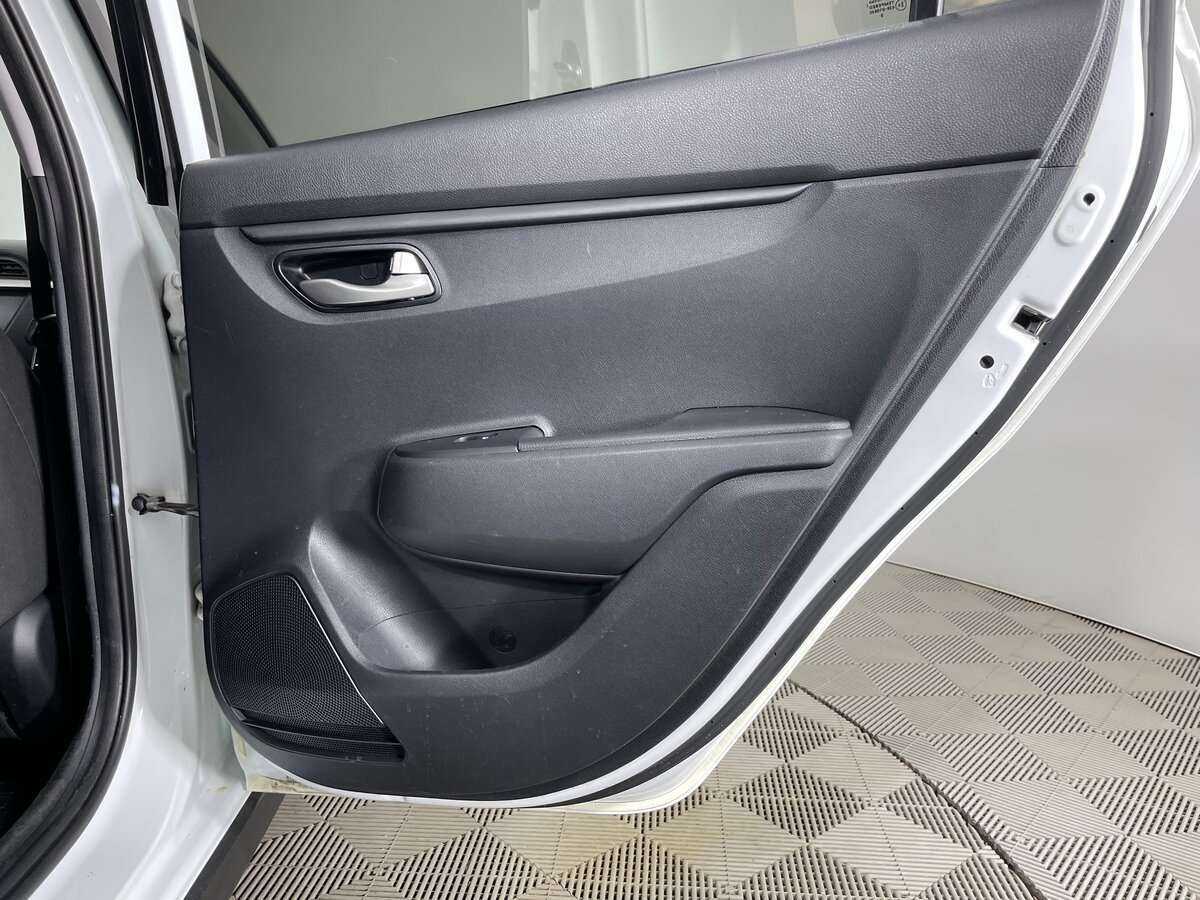 Kia Rio X-Line, 2020 - Фото №23