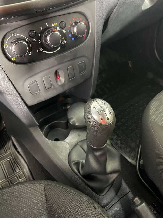 Renault Logan, 2014 - Фото №17