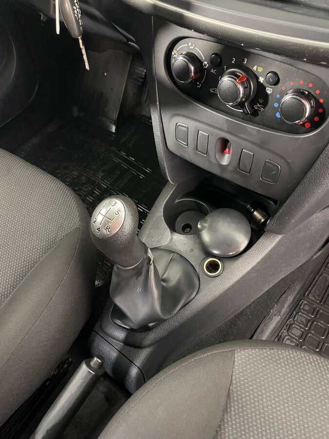 Renault Logan, 2014 - Фото №18