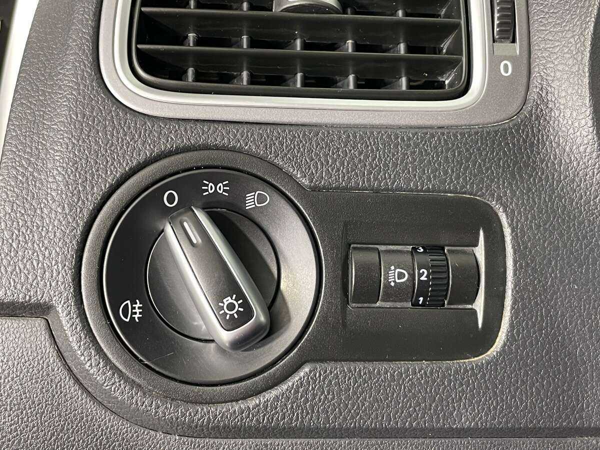 Volkswagen Polo, 2016 - Фото №13