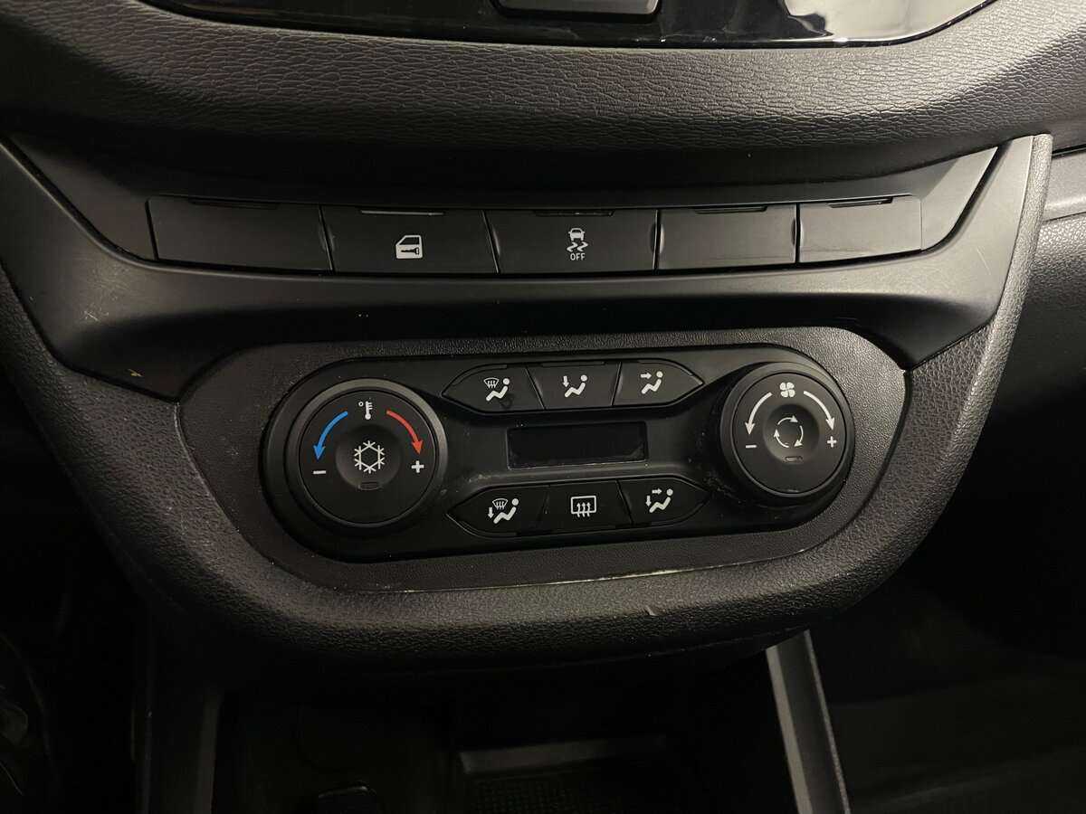 Lada (ВАЗ) Vesta, 2021 - Фото №12