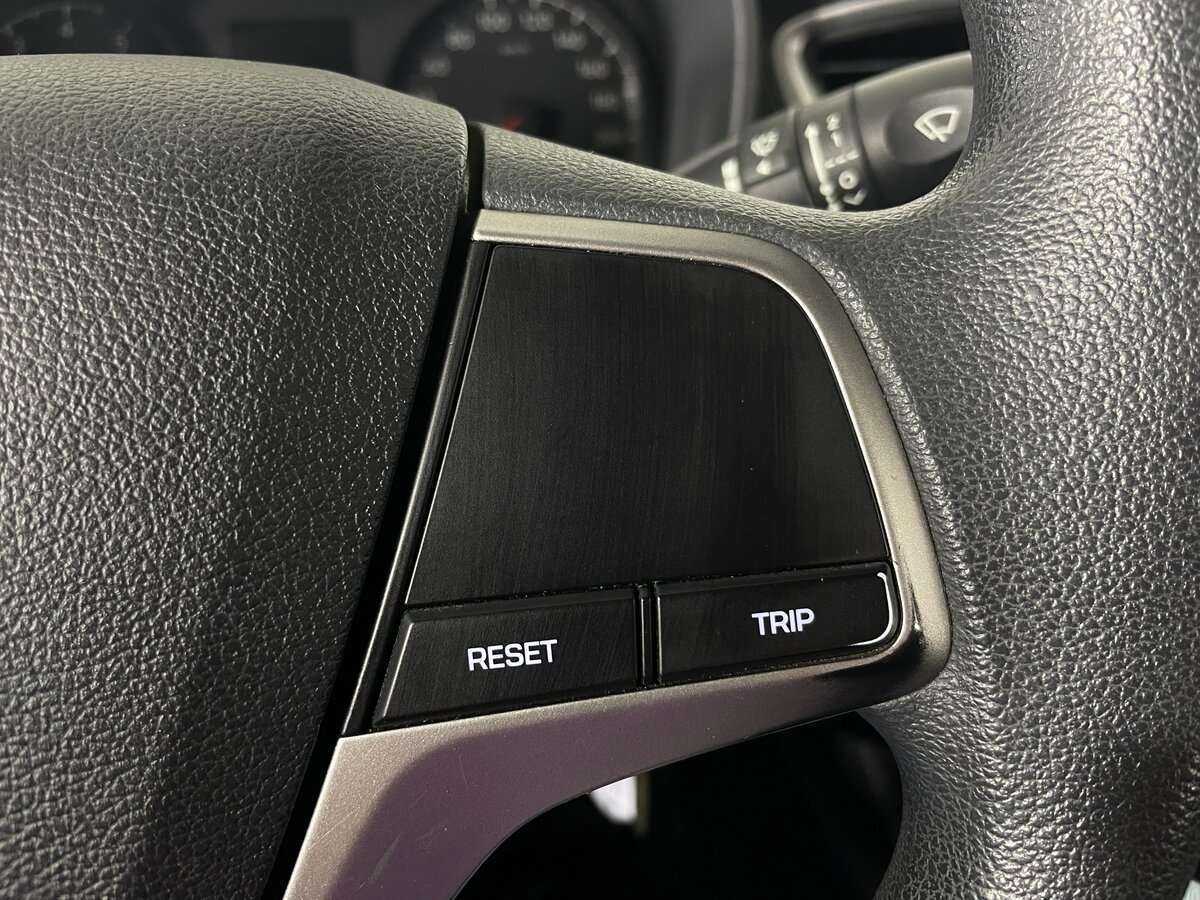 Hyundai Solaris, 2017 - Фото №17