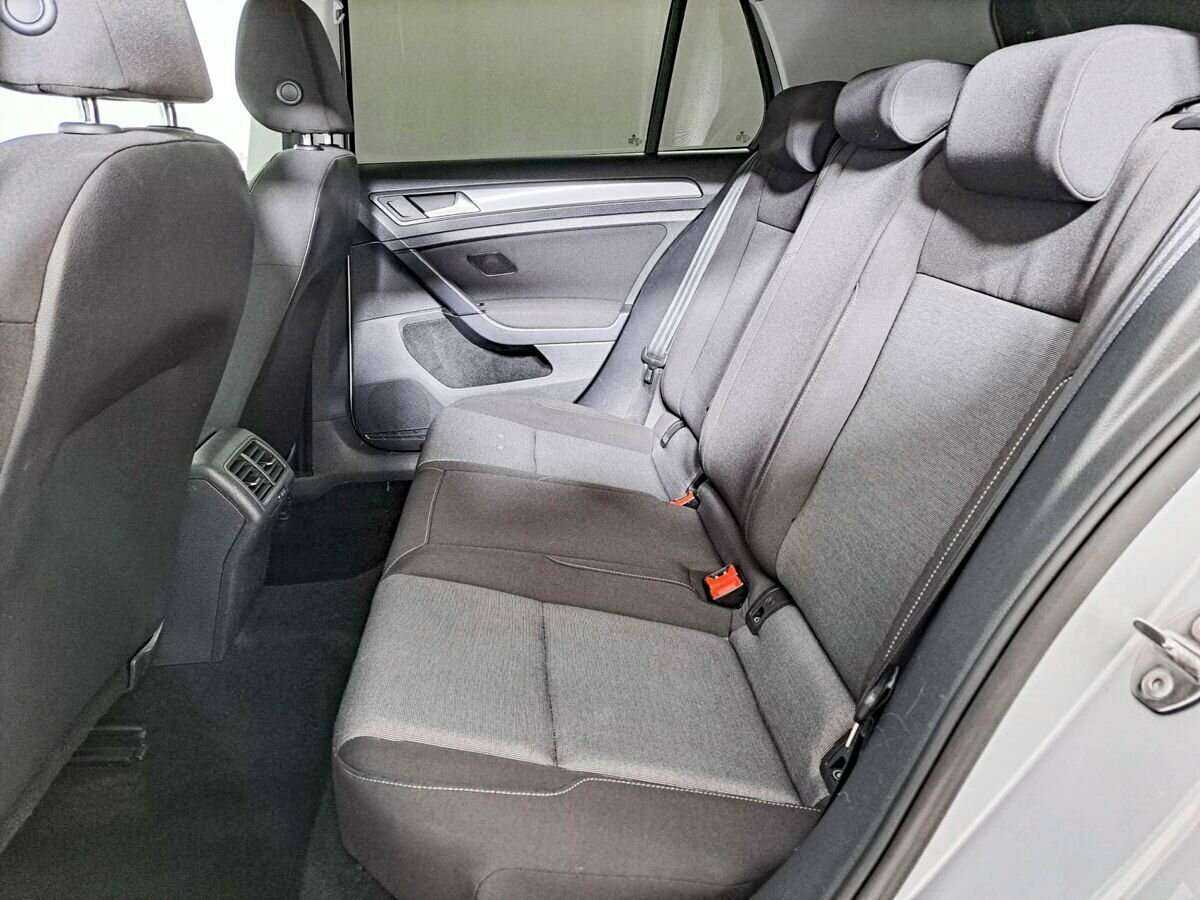 Volkswagen Golf, 2013 - Фото №9