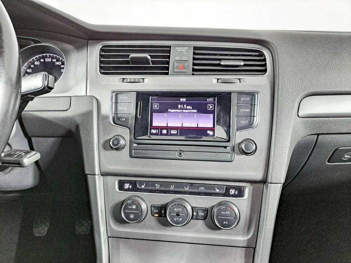 Volkswagen Golf, 2013 - Фото №12