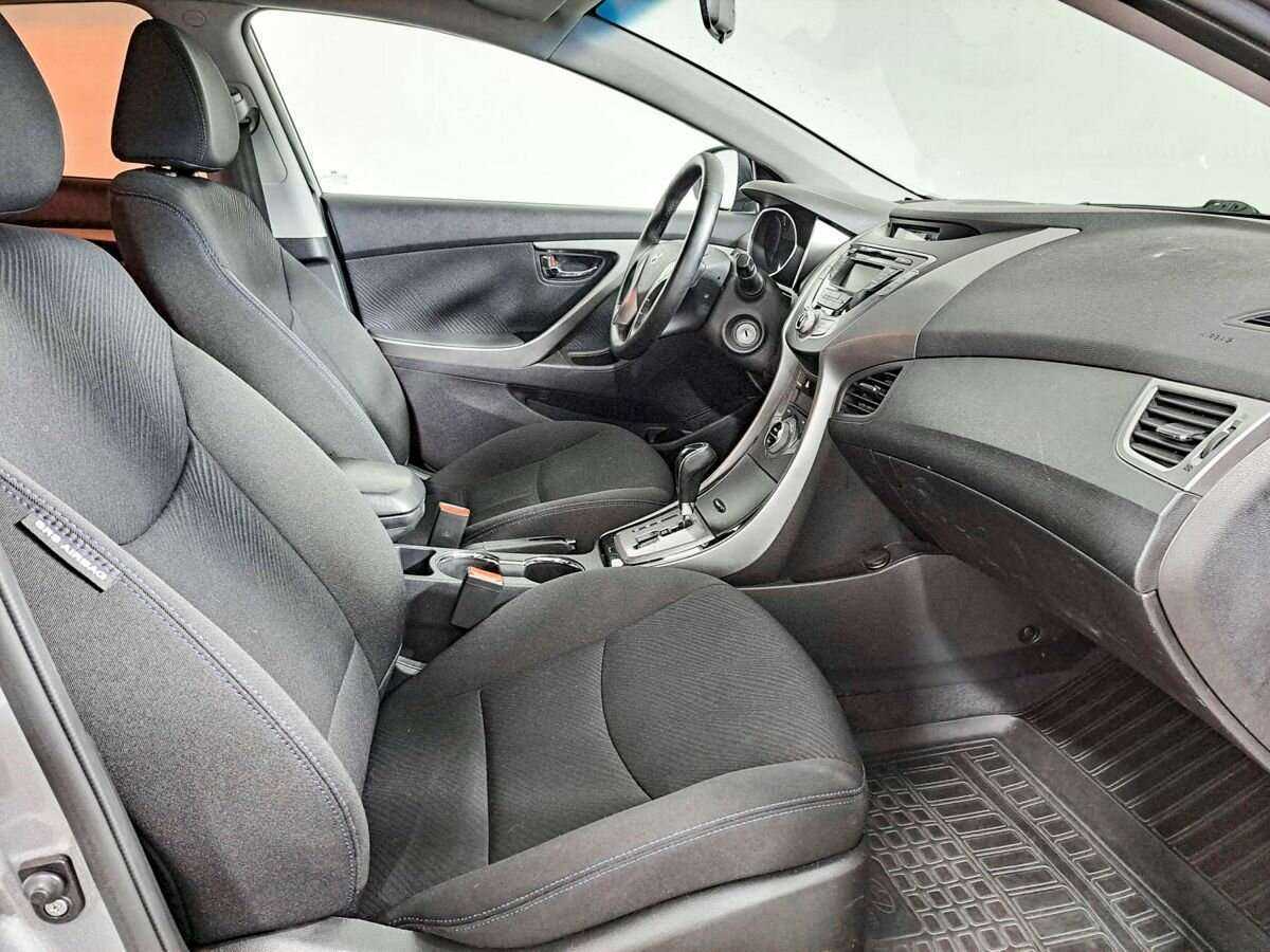 Hyundai Elantra, 2013 - Фото №8