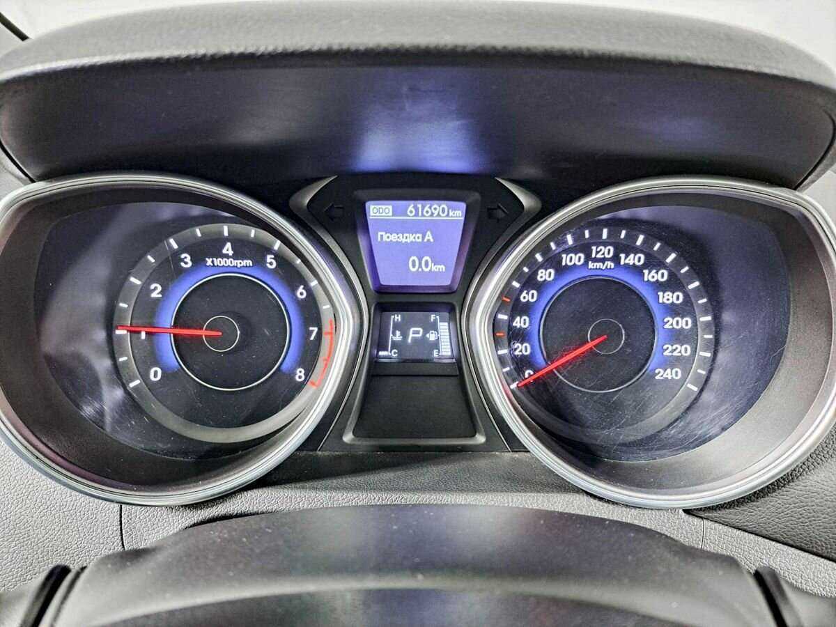 Hyundai Elantra, 2013 - Фото №10