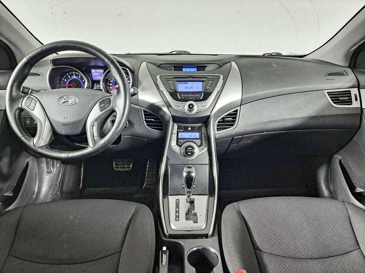 Hyundai Elantra, 2013 - Фото №11