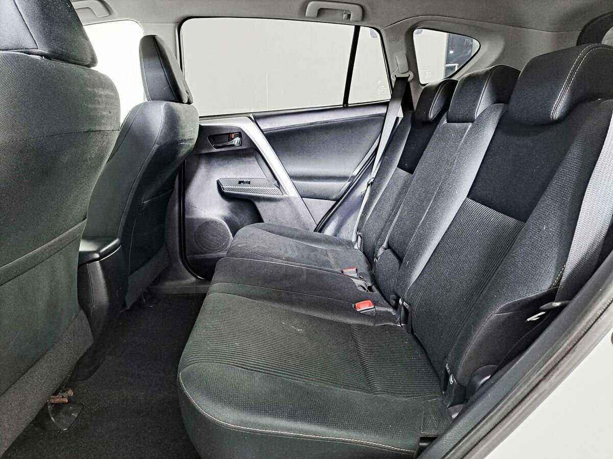 Toyota RAV4, 2014 - Фото №9