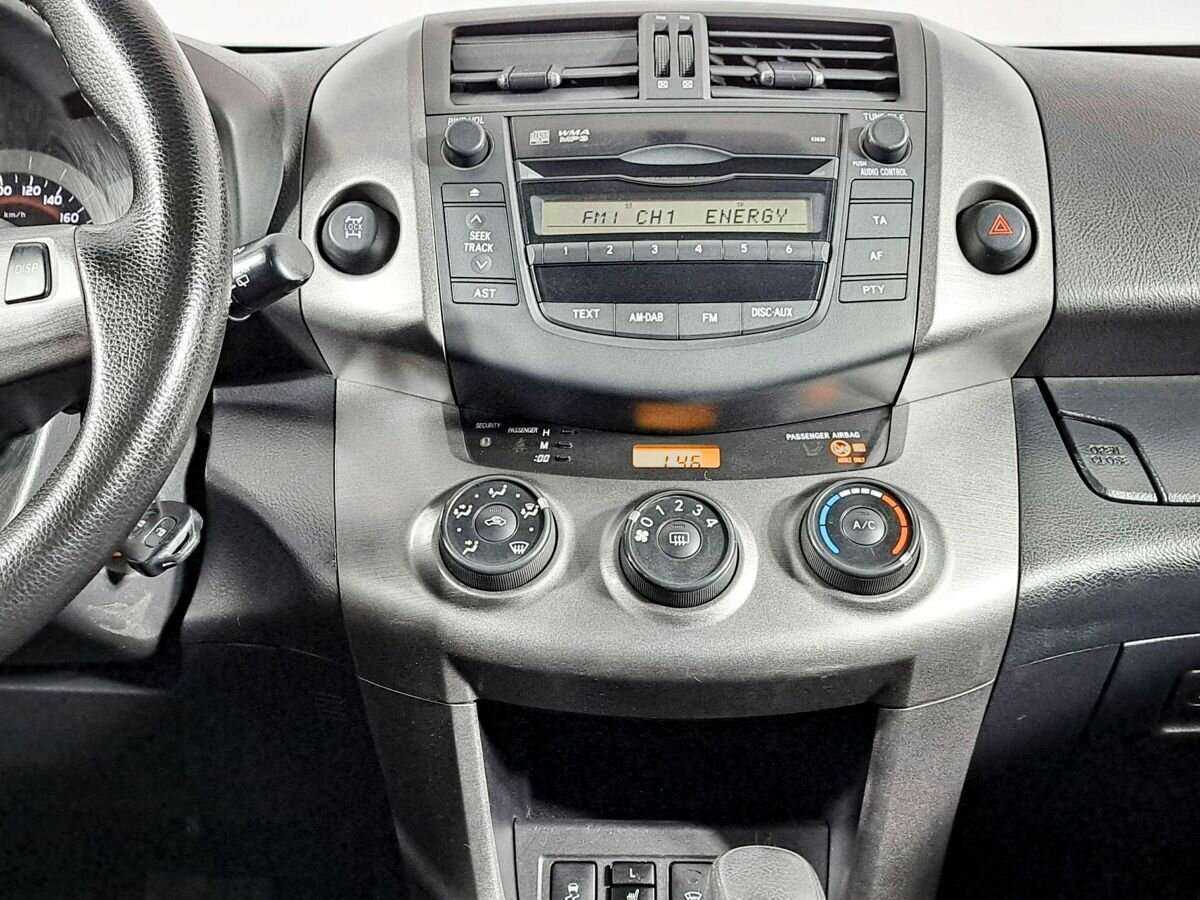 Toyota RAV4, 2012 - Фото №14