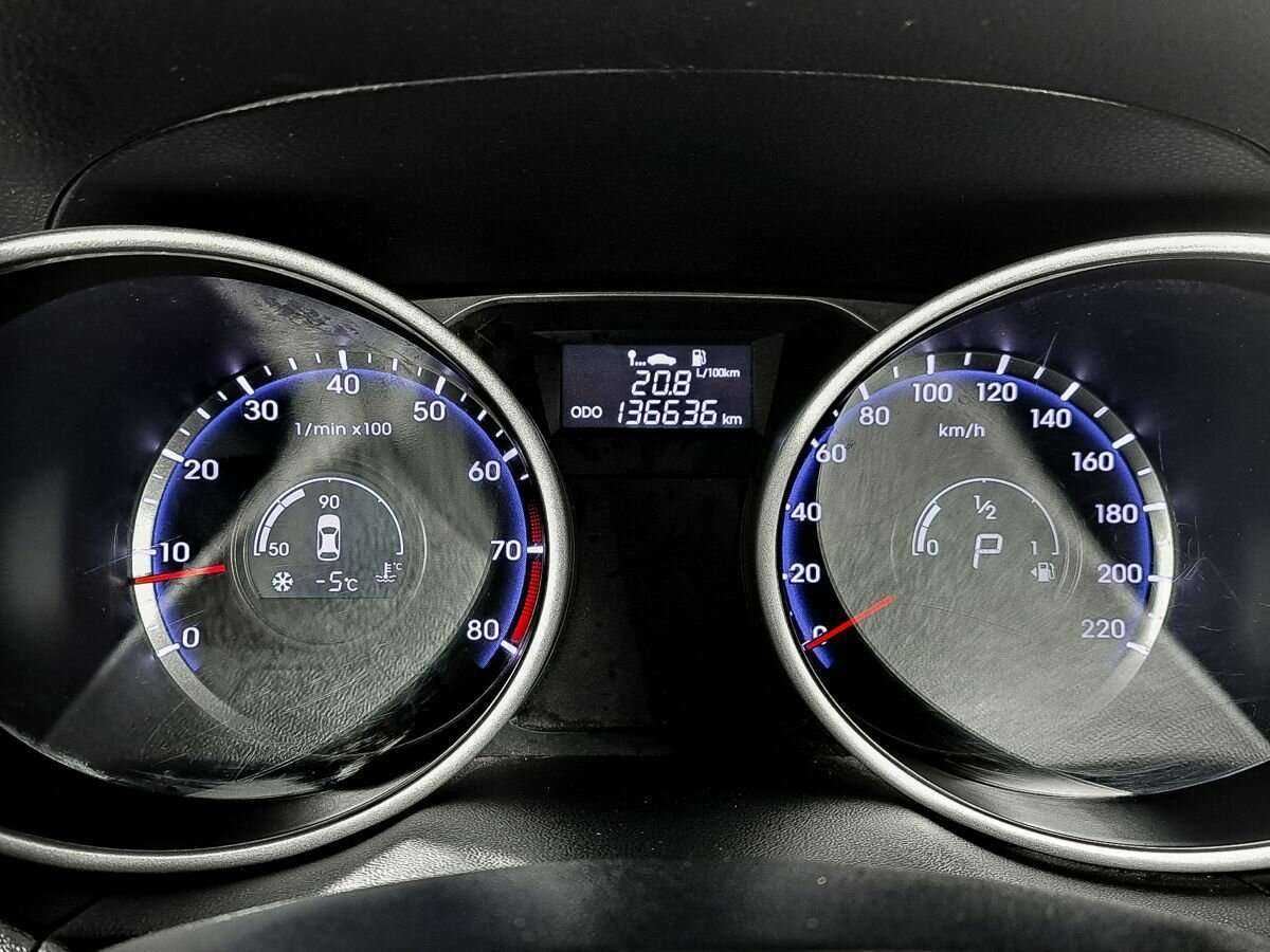 Hyundai ix35, 2012 - Фото №10