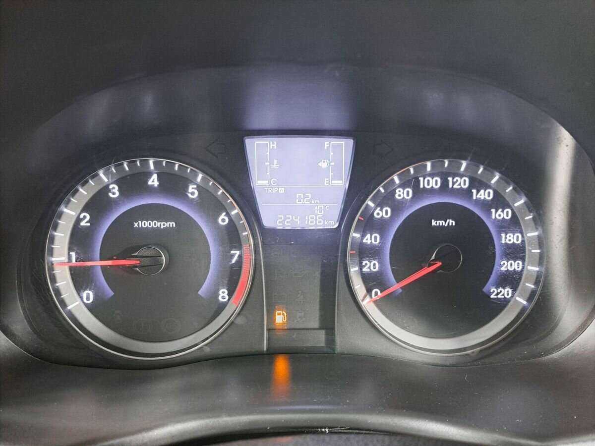 Hyundai Solaris, 2014 - Фото №9