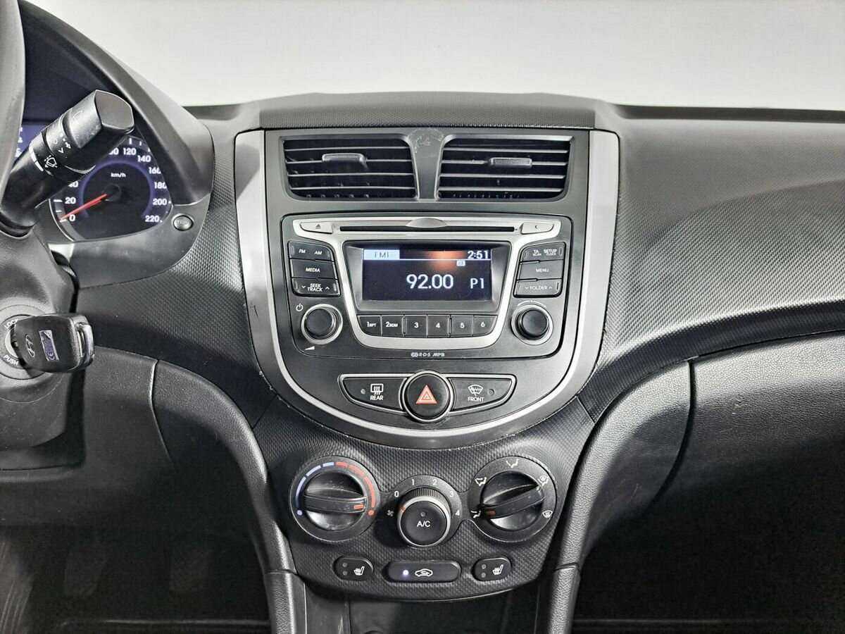 Hyundai Solaris, 2014 - Фото №11