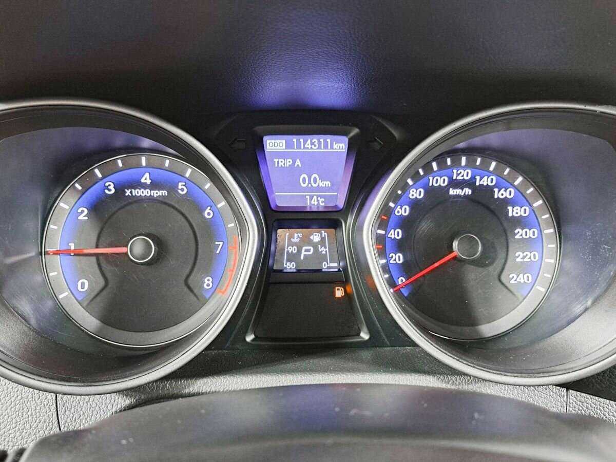 Hyundai i30, 2012 - Фото №10