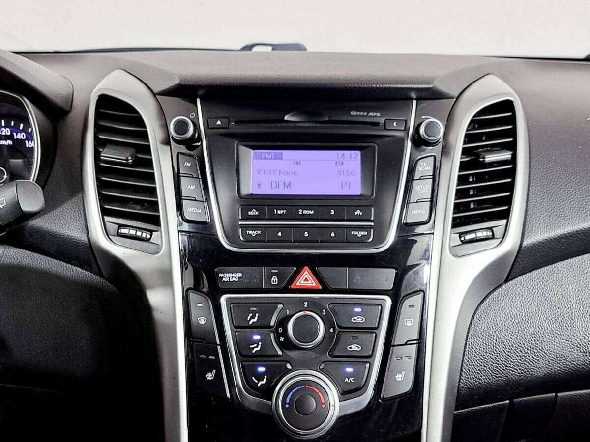 Hyundai i30, 2012 - Фото №12