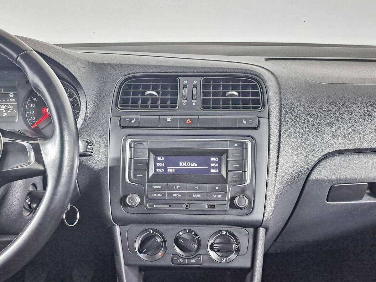 Volkswagen Polo, 2018 - Фото №11