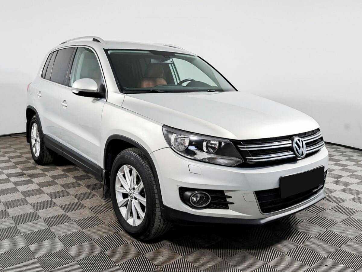 Volkswagen Tiguan, 2012 - Фото №2