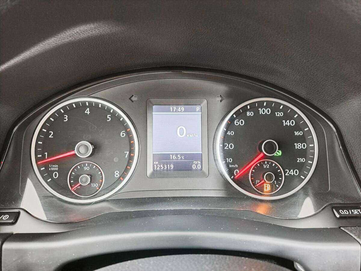 Volkswagen Tiguan, 2012 - Фото №8