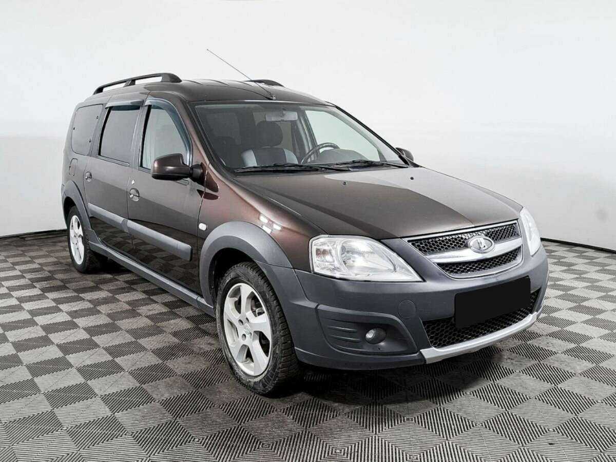 Lada (ВАЗ) Largus Cross, 2018 - Фото №2