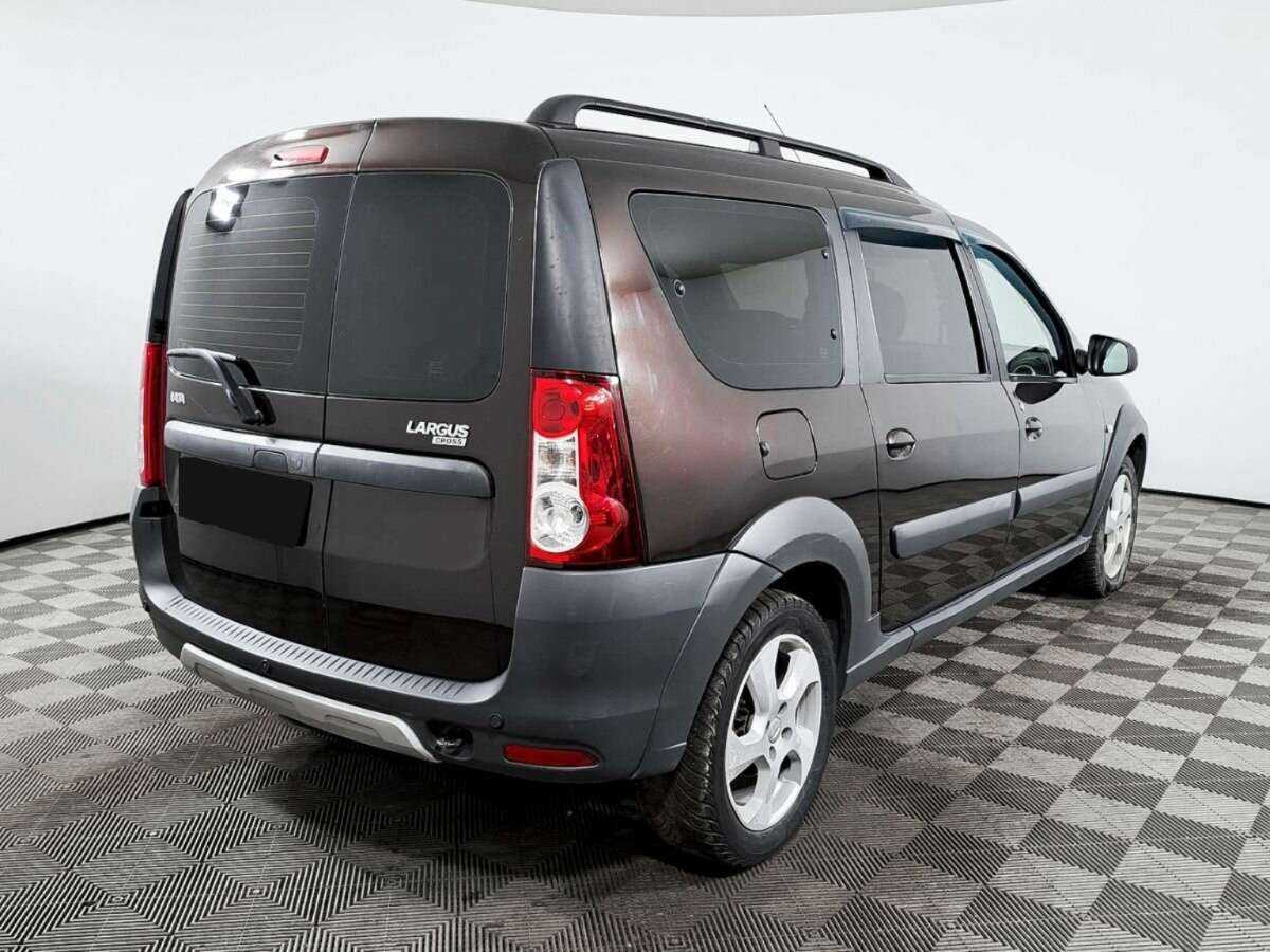 Lada (ВАЗ) Largus Cross, 2018 - Фото №3