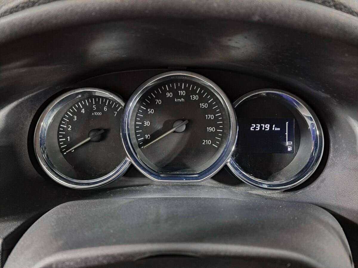 Renault Logan, 2021 - Фото №10