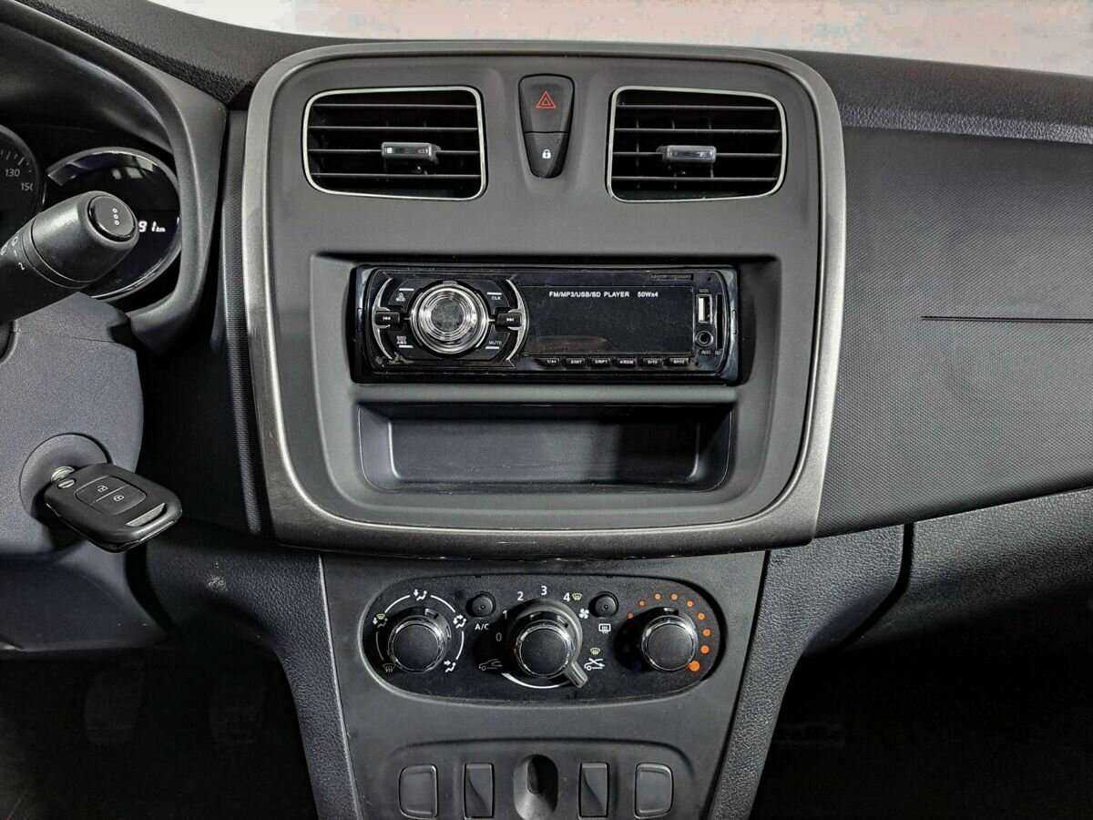 Renault Logan, 2021 - Фото №12