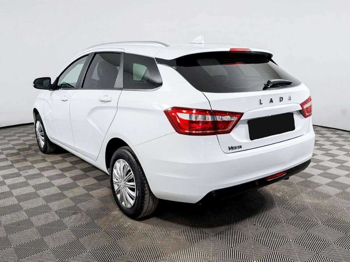 Lada (ВАЗ) Vesta SW, 2018 - Фото №6