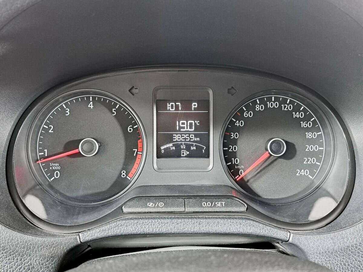 Volkswagen Polo, 2018 - Фото №7