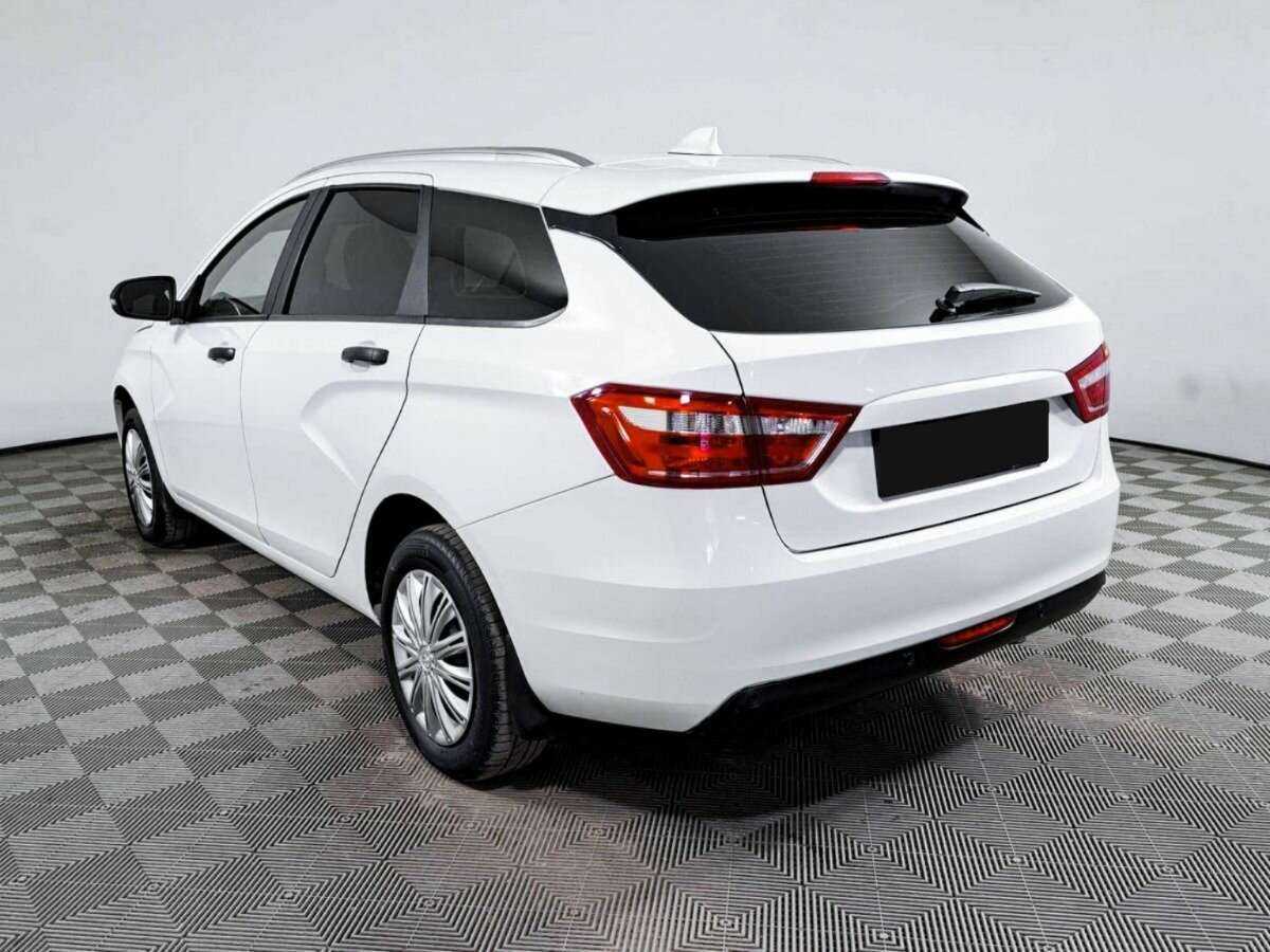 Lada (ВАЗ) Vesta SW, 2019 - Фото №5